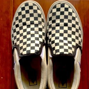 Vans big Boys Youth Slip on Shoes.